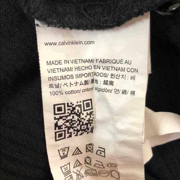 Calvin Klein - Picture 5 of 6